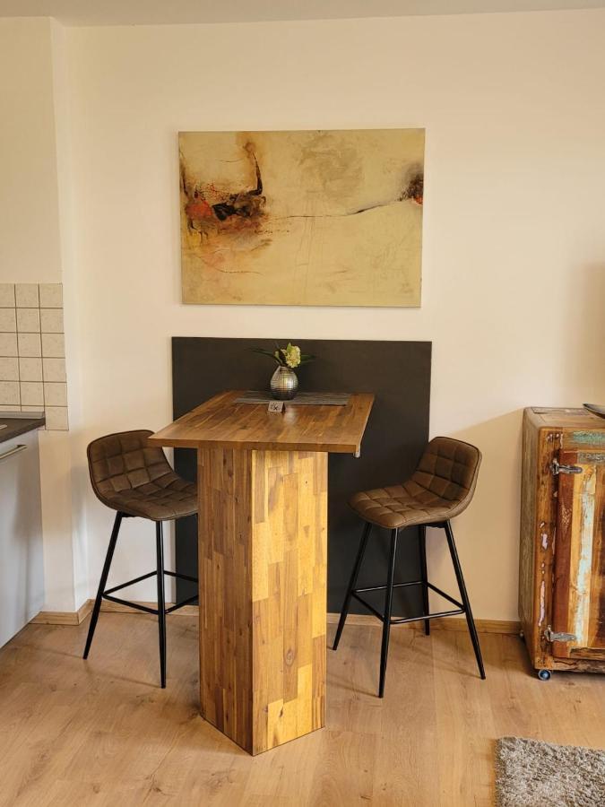 Apartment 1 Mit Terrasse Und Pkw-Stellplatz Leverkusen Eksteriør billede