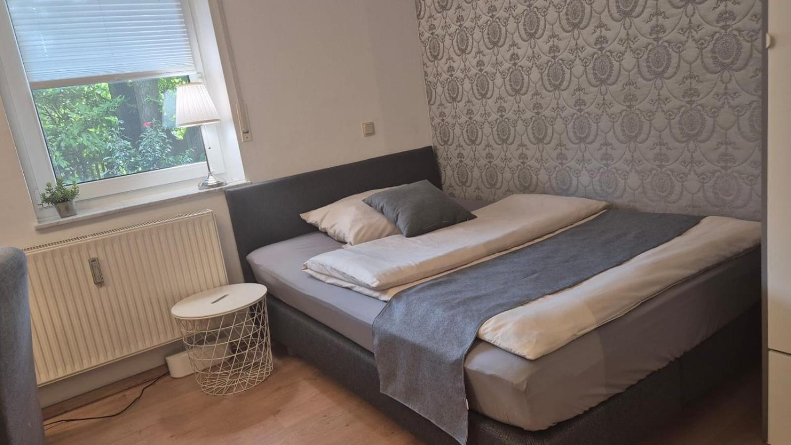 Apartment 1 Mit Terrasse Und Pkw-Stellplatz Leverkusen Eksteriør billede