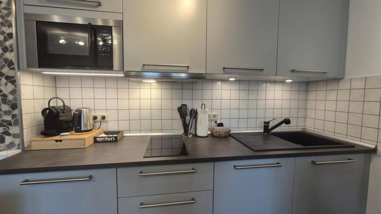 Apartment 1 Mit Terrasse Und Pkw-Stellplatz Leverkusen Eksteriør billede