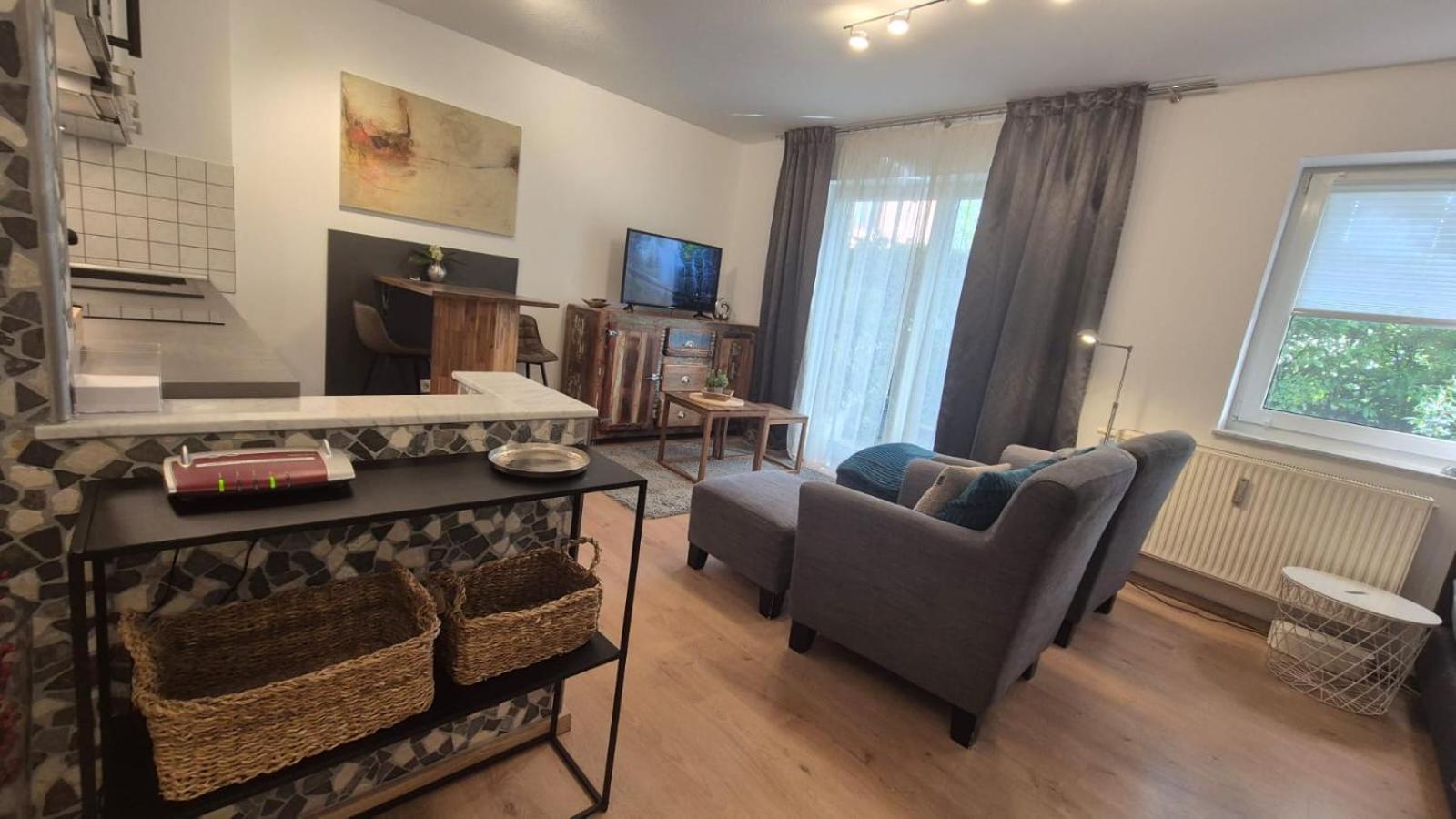 Apartment 1 Mit Terrasse Und Pkw-Stellplatz Leverkusen Eksteriør billede